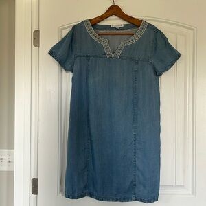 Southern Tide Chambray Jean Embroidered Dress Large